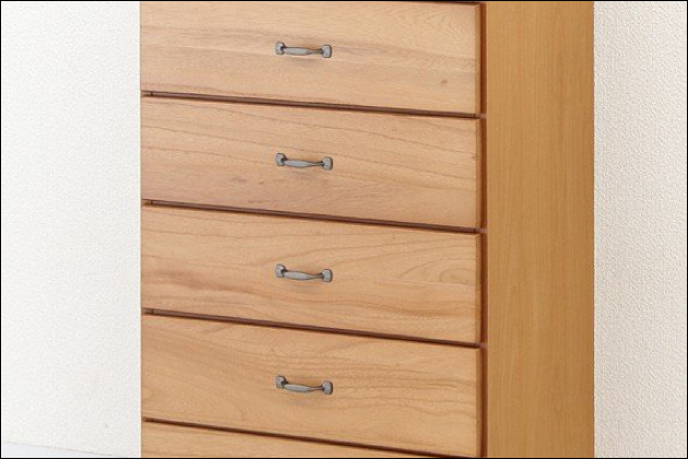 �I�i�z�[���̉B���ꏊ�I�Ƒ��Ɠ������Ă���l�͉����ɉB���΂����̂��H